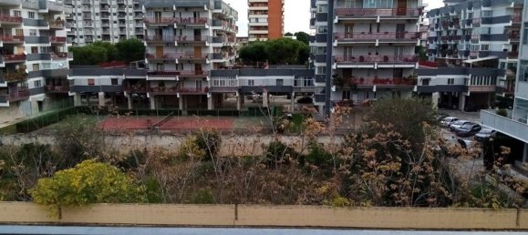Apartamento de 4 divisões em Bari, Italy N.º 31662 18