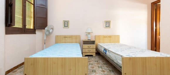 4 bedrooms Apartment in Granada, Spain No. 135438 15