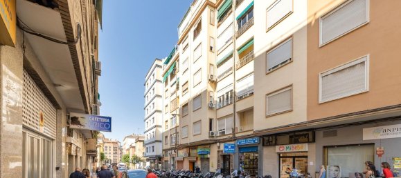 4 bedrooms Apartment in Granada, Spain No. 135438 24