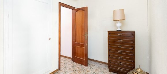 4 bedrooms Apartment in Granada, Spain No. 135438 18