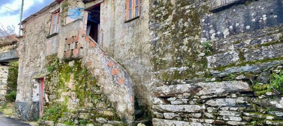 1 bedroom House in Peso da Regua, Portugal No. 17446 4