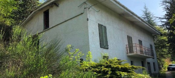 4 bedrooms House in Loazzolo, Italy No. 65712 3