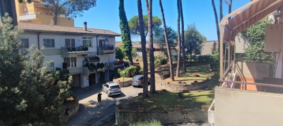 Квартира с 3 комнатами в Рим, Италия № 292956 3