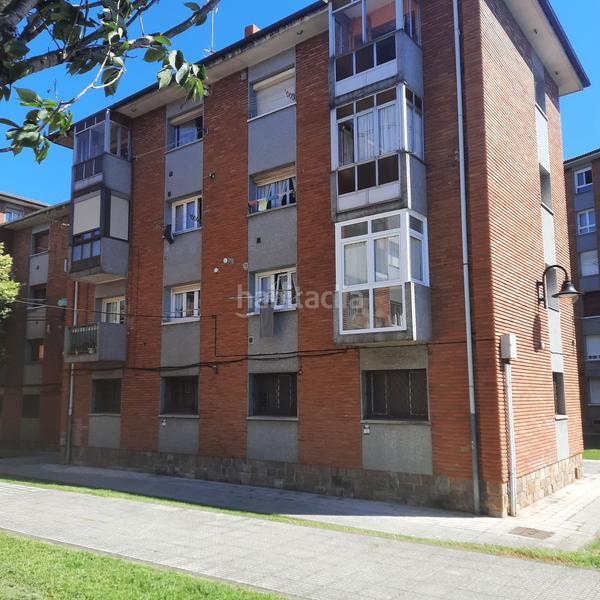 Apartamento de 2 dormitorios en Gijón, Spain No. 251921