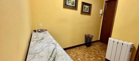 Apartamento de 3 dormitorios en Santander, Spain No. 155146 23