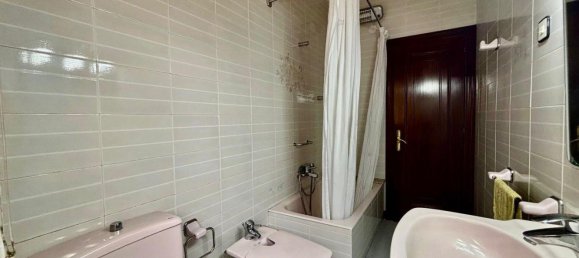 Apartamento de 3 dormitorios en Santander, Spain No. 155146 15