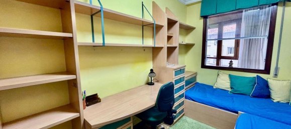 Apartamento de 3 dormitorios en Santander, Spain No. 155146 10