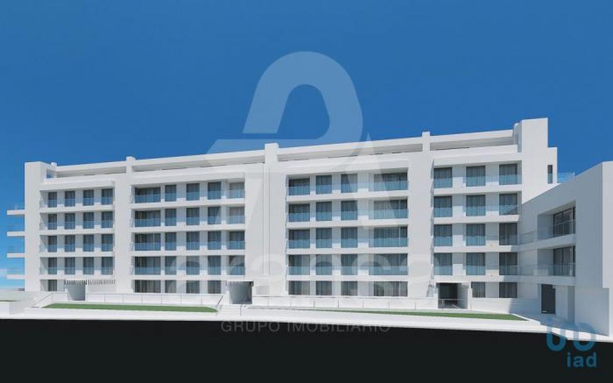 3 bedrooms Apartment in Porto, Portugal No. 2426