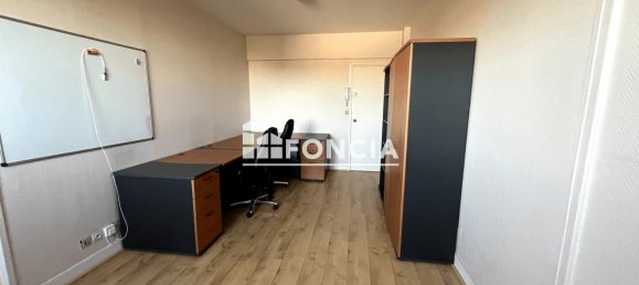 Propriété commerciale à Tours, France 39m² No. 50263 2