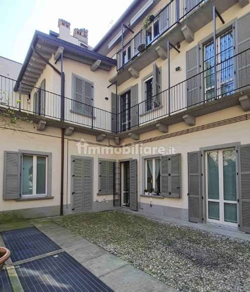 Apartamento de 1 dormitorio en Bergamo, Italy No. 286869