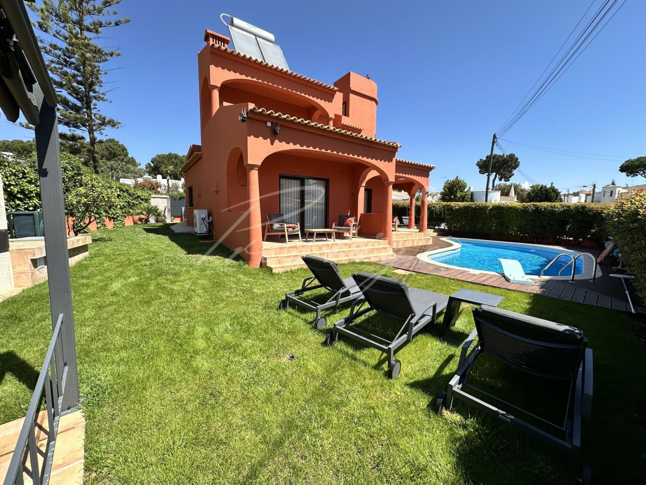 3 bedrooms Villa in Quarteira, Portugal No. 102271