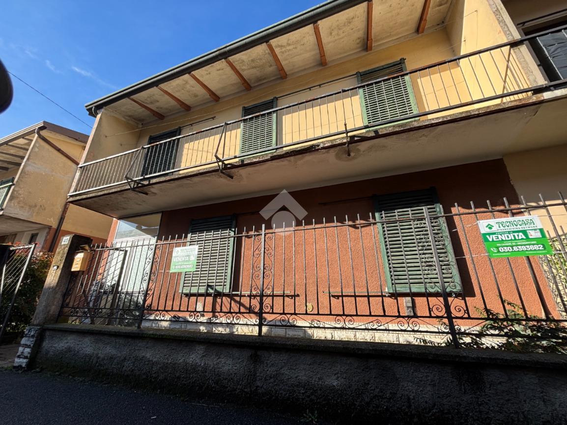 Дом с 4 комнатами в Ордзинуови, Италия № 230956