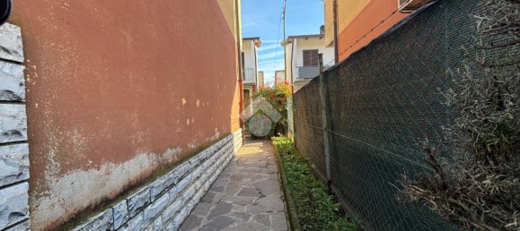 Дом с 4 комнатами в Ордзинуови, Италия № 230956 63