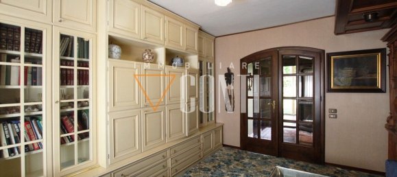 10 bedrooms Villa in Porto Ceresio, Italy No. 361244 18