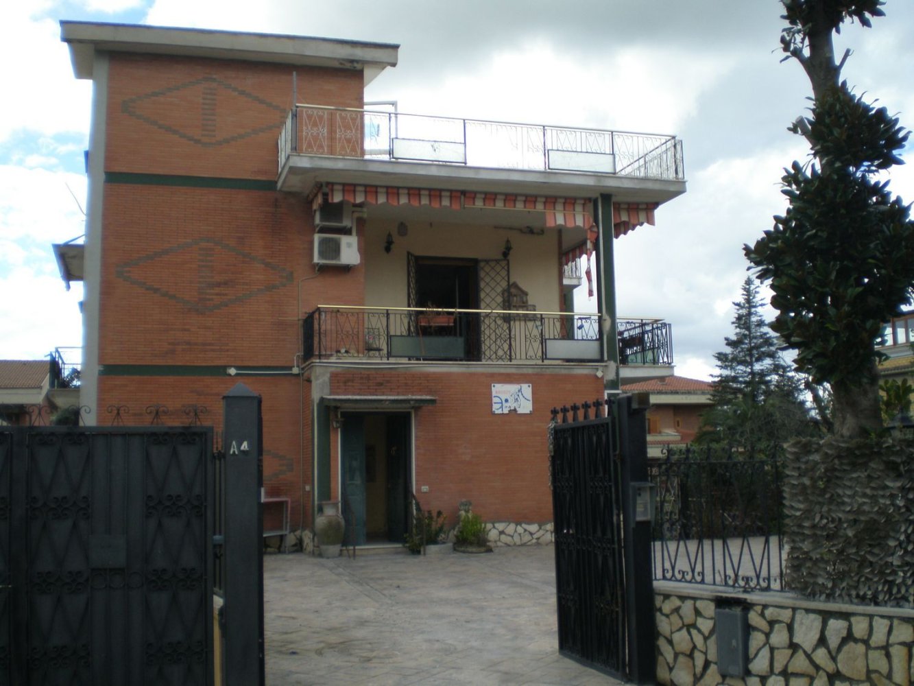 3-Zimmer Doppelhaus in Marino, Italy, Nr. 66036