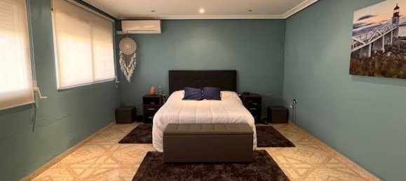 5 bedrooms Villa in Turis, Spain No. 70051 26