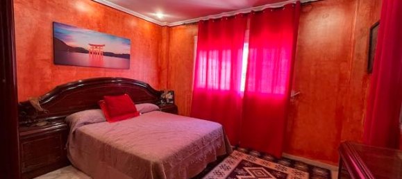 5 bedrooms Villa in Turis, Spain No. 70051 9