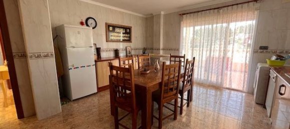 5 bedrooms Villa in Turis, Spain No. 70051 12
