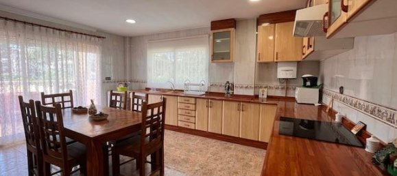 5 bedrooms Villa in Turis, Spain No. 70051 11