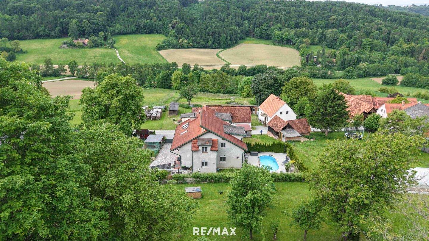 Дом с 8 комнатами в Хофстеттен ан дер Раб, Австрия № 158755