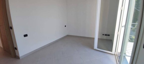 3 rooms Apartment in Albenga, Italy No. 149935 39