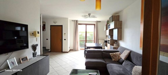 3 Schlafzimmer Haus in Monza, Italy, Nr. 355111 9