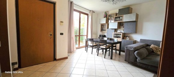 3 Schlafzimmer Haus in Monza, Italy, Nr. 355111 10