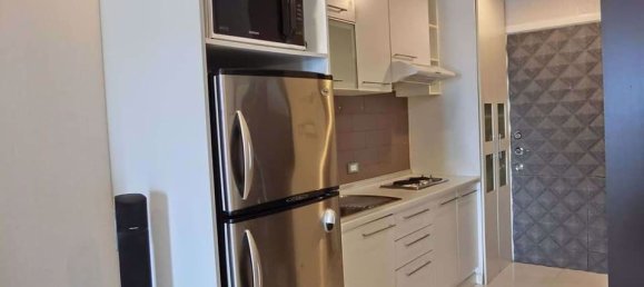 Studio in the Condo in Watthana, Thailand No. 9883 7