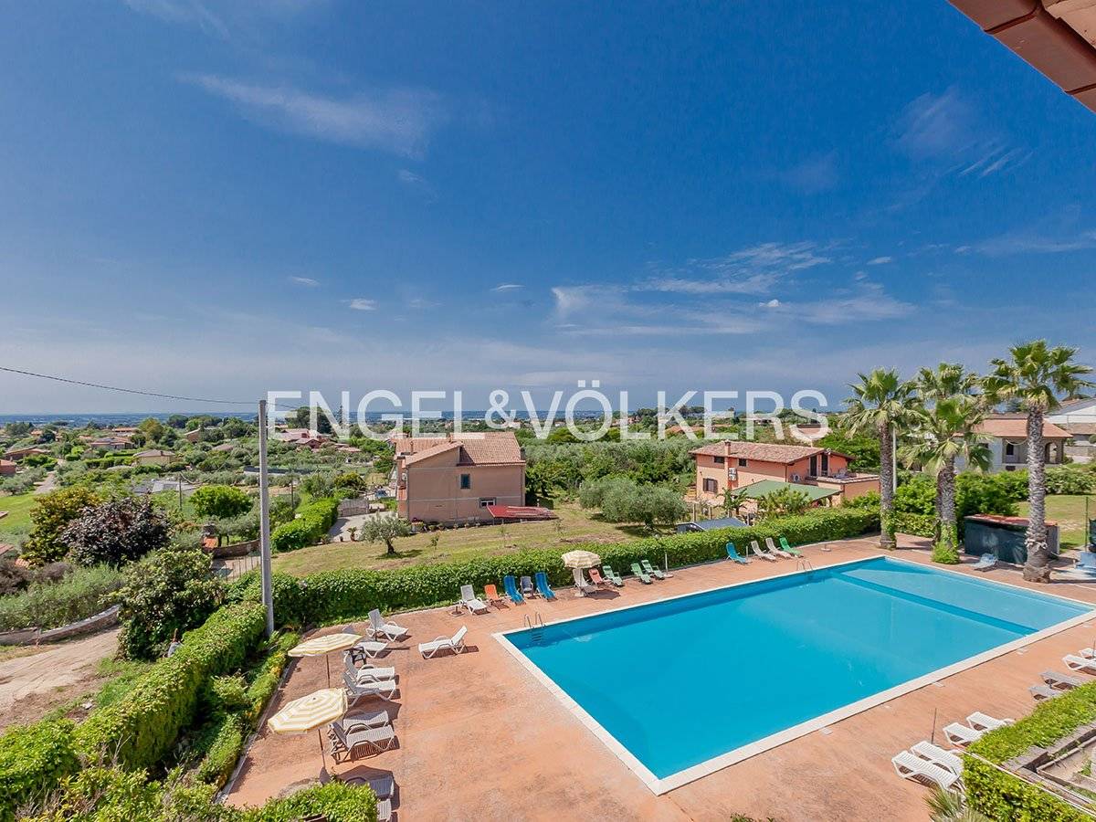 5 chambres Villa à Velletri, Italy No. 104969