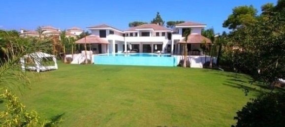 6 bedrooms House in Marbella, Spain No. 136313 3