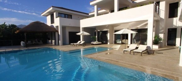 6 bedrooms House in Marbella, Spain No. 136313 4