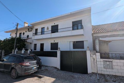 5 غرف نوم فيلا في Seixal, Portugal رقم 205928