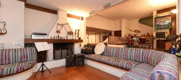 7 chambres Villa à San Fermo della Battaglia, Italy No. 56619 19