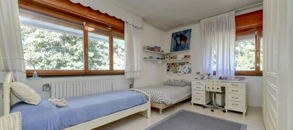 7 chambres Villa à San Fermo della Battaglia, Italy No. 56619 14