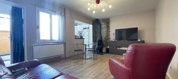 2 bedrooms House in Fontenay-sous-Bois, France No. 182646 5