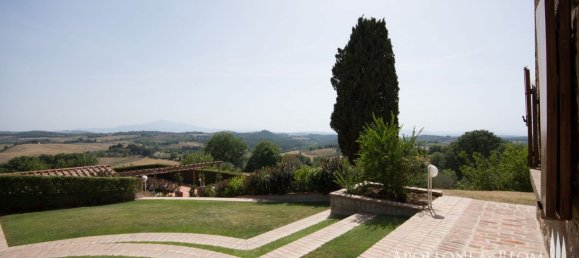 8 bedrooms House in Montepulciano, Italy No. 56056 22