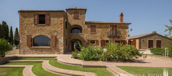8 bedrooms House in Montepulciano, Italy No. 56056 4