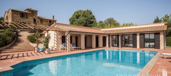 8 bedrooms House in Montepulciano, Italy No. 56056 5