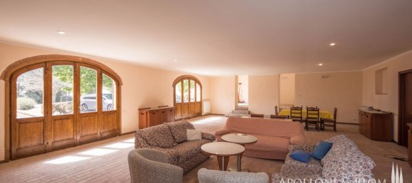 8 bedrooms House in Montepulciano, Italy No. 56056 31