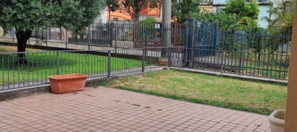 1 bedroom Apartment in Pavia, Italy No. 288140 4