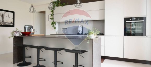 Apartamento T2 em Genoa, Italy N.º 53009 30