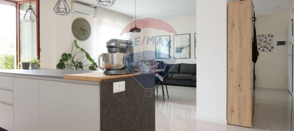 Apartamento T2 em Genoa, Italy N.º 53009 39