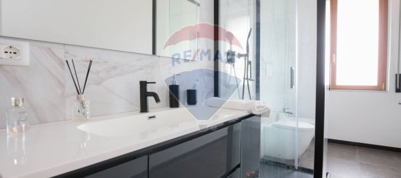 Apartamento T2 em Genoa, Italy N.º 53009 50