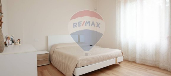 Apartamento T2 em Genoa, Italy N.º 53009 71