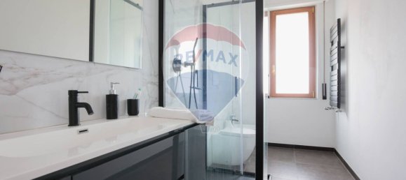 Apartamento T2 em Genoa, Italy N.º 53009 53