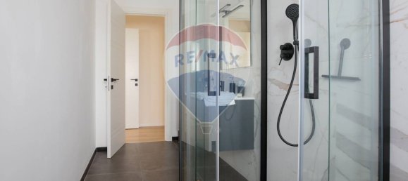 Apartamento T2 em Genoa, Italy N.º 53009 59