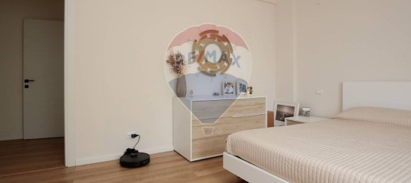 Apartamento T2 em Genoa, Italy N.º 53009 85