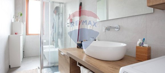 Apartamento T2 em Genoa, Italy N.º 53009 58