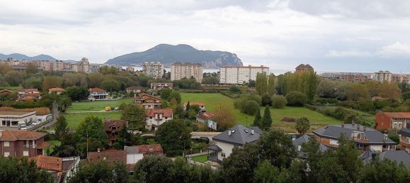 8 bedrooms House in Laredo, Spain No. 149845 35