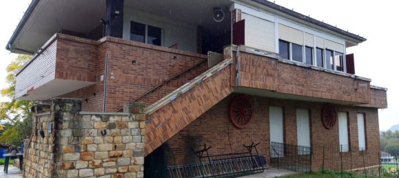 8 bedrooms House in Laredo, Spain No. 149845 23